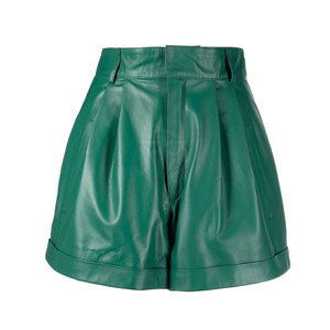 Shorts en cuir écologiques respirants à finition douce, forme décontractée pour un mouvement facile, couture durable, port confortable - Product Image 1