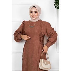 Robe Hijab en lin avec liens sur le côté Marron - Product Image 4
