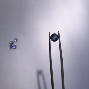 Pierres précieuses rondes facettées en Tanzanite bleue naturelle de 4 mm, calibrées, en vrac, provenant du fabricant au meilleur prix d'usine en ligne maintenant 2025 - Product Image 2