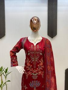 Ensemble haut brodé avec pantalon et dupatta Vishnu K Design, séchage rapide, style moderne pour les fêtes, les mariages et les occasions festives, en provenance d'Inde - Product Image 5