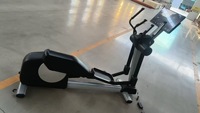 Elliptique de fitness BN avec cadre métallique robuste, double poignée, suivi des données d'entraînement, pour usage commercial et domestique