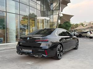 BMW 760i xDrive Usado 2025 - Product Image 6