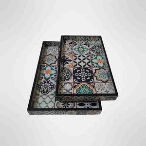 Plateau de service en bois élégant avec illustration imprimée durable pour la décoration intérieure - Product Image 3