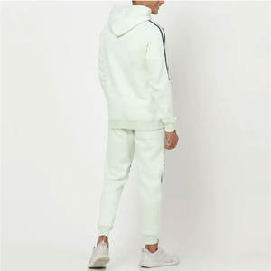 Chándal ligero XXL para hombre, logotipo impreso duradero, conjunto de gimnasio informal transpirable para exteriores, de secado rápido, de talla grande, para uso en invierno, a prueba de viento - Product Image 3