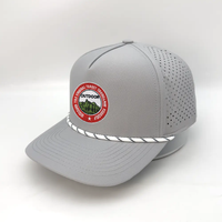 Gorra de Béisbol Ajustada con Logotipo Bordado en Blanco al por Mayor, Gorra Deportiva con Logotipo Personalizado, Gorra de Golf de 5 Paneles con Corte Láser, Hecha en Vietnam