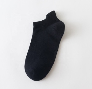 Wholesale 100% Nylon Summer <b>Ankle</b> <b>Socks</b> Sets Custom Fashionable Colored Breathable Casual <b>Men</b> Anti-Slip Feature Solid Color 100 - Product Image 2