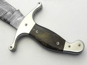 Couteaux de chasse en acier D2 faits à la main sur mesure avec manche en corne Couteau Bowie poli avec gaine en cuir. - Product Image 4