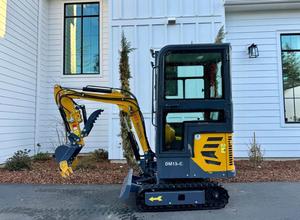 จัดส่งฟรี13.5HP เครื่องขุด DM13C ไฮดรอลิก AGT 37 "ใบมีดย้อนกลับ16" บัคเก็ต/ฟันแบบเต็มหัวพัดลมพร้อมสลักเสริม - Product Image 2