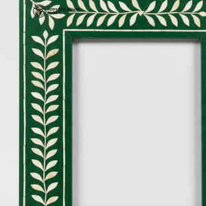 Premium Green Bone Inlay <b>Frame</b> Handmade Modern Striped Mosaic Design for Artistic and Sophisticated Spaces - Product Image 5
