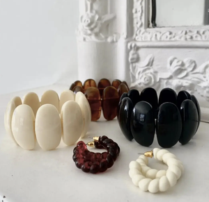 Nuevas Pulseras Acrílicas Grandes de Moda, Brazalete de Resina Brillante Exagerado y Ancho - Product Image 3