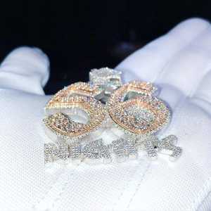 Colgante de Lujo con Iniciales Personalizadas, con Moissanita de 25 Quilates, Estilo Hip Hop, en Plata 925 con Baño de Oro de Dos Tonos, Brillo de Diamante Premium - Product Image 2