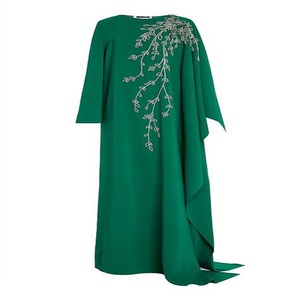 Acheter des robes caftan Abaya de qualité supérieure avec un Design fantaisiste et toutes les tailles disponibles pour les vêtements musulmans Abaya faciles à manipuler - Product Image 4