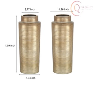Florero Clásico de Metal para Mesa con Construcción Resistente y Diseño Elegante, Apto para Estilos Modernos, Tradicionales y de Lujo - Product Image 5