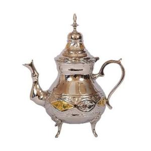 Hervidor de té y cafetera de latón artesanal tradicional con diseño grabado que incluye cucharas para servir bebidas, utensilios de Metal - Product Image 2