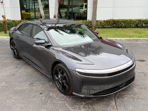 Lucid Air Grand Touring 2024 Eléctrico 819hp 885ft. sedán ligero - Product Image 2