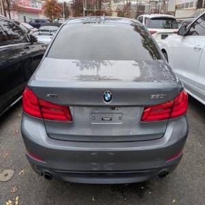 B-MW Série 5 530i xDrive 2019 d'occasion en bon état - Product Image 3