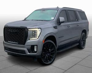 GMC Yukon XL Denali 4WD SUV 2021 Usado - con Bajo Kilometraje - Product Image 3