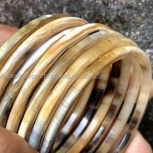 Conjunto de brazaletes de cuerno de buey Tribal auténtico, joyería étnica hecha a mano para mujer, estilo Animal pulido, venta al por mayor de Falak World Export - Product Image 3