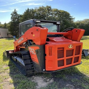 Chargeuse compacte diesel Perkins haute performance 75 kW en service - Product Image 5