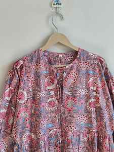 Robe longue décontractée d'été pour femmes, à manches longues, col en V, en coton imprimé à la main, à motifs floraux - Product Image 2