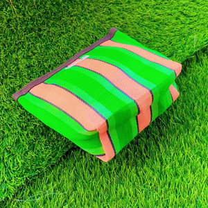 Fourre-tout de plage de voyage rayé écologique personnalisé fermeture à glissière réutilisable avec étiquette de logo sac de toilette cosmétique en nylon recyclé - Product Image 1