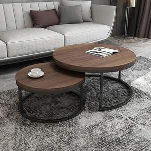 Table basse compacte en métal avec finition élégante pour les amoureux de la vie d'appartement à la mode et des meubles contemporains - Product Image 2