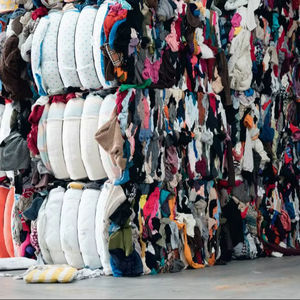 Vêtements d'occasion au prix le plus bas, vente en gros directe d'usine - Product Image 1