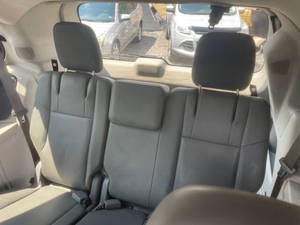 Auto Usado de Calidad a Precio Accesible, Volkswagen Routan SE 2014, Volante a la Izquierda - Product Image 4