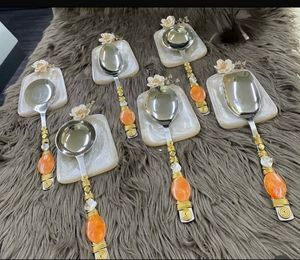Ensemble de service de cuillère au design moderne, ensemble de couverts en résine métallique pour la vaisselle, disponible à bas prix en provenance d'Inde - Product Image 5
