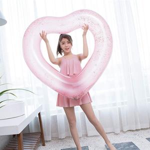 ห่วงว่ายน้ำเป่าลมรูปหัวใจทำจากพีวีซีมีกากเพชรสำหรับผู้ใหญ่ลอยน้ำสำหรับชายหาดและงานปาร์ตี้ - Product Image 6