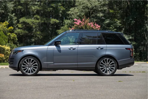 Asequible para Conducir |   CONDUCCIÓN IZQUIERDA |   Volante a la derecha |   Land Rover Range Rover HSE P525 2020 - Product Image 2