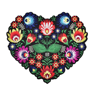 Écusson de broderie au design de forme personnalisé Écussons à broder de haute qualité à coudre au fer à repasser à bas prix - Product Image 3