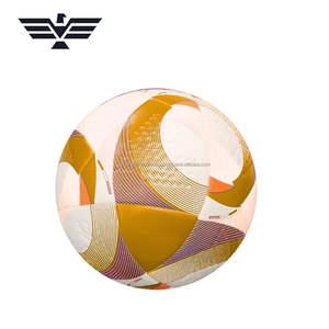 Ballon de football d'entraînement pliable professionnel personnalisable en gros, haute performance, en PU, cousu à la machine, pour une utilisation en extérieur - Product Image 4
