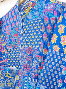 Chaqueta Bomber Acolchada de Algodón con Patchwork Hecha a Mano en India, Estilo Vintage Color Durazno, Nueva Chaqueta Boho Reversible para Mujer, Otoño, Invierno, Verano - Product Image 5