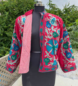 Veste en velours d'été d'hiver pour femmes Design floral broderie travail veste Suzani remplie de coton pour vêtements de fête processus tricoté - Product Image 2