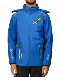 Nueva chaqueta de aventura a prueba de viento Softshell Heavyweight para hombres, venta al por mayor, chaqueta impermeable de estilo urbano ajustable con capucha para hombres - Product Image 6