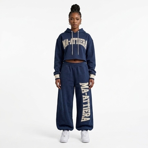 Conjunto Deportivo Personalizado para Mujer, Sudadera Corta Azul Marino y Pantalones Anchos de Felpa, Ropa Deportiva Urbana, Venta al Por Mayor OEM - Product Image 1