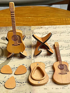 Boîte de rangement pour médiators en bois massif poli, écologique et artisanale, pour musiciens et passionnés de guitare - Product Image 6