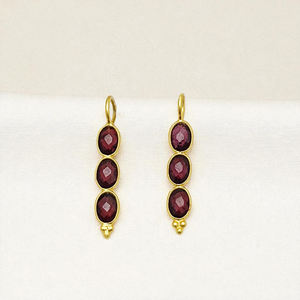 Conjunto de bisel de plata 925 ovalado de 6x4mm chapado en oro hecho a mano para mujer, colgante de 3 piedras, abalorios curativos de piedra natal, diamantes de imitación de cristal - Product Image 1