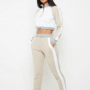 Femmes de haute qualité nouvelle mode haut court sweats à capuche Logo personnalisé longues Options de longueur courte pour le printemps prix de gros Style de rue - Product Image 2