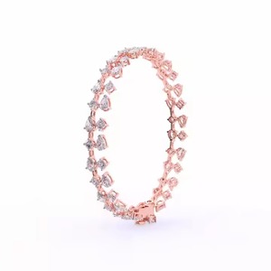 สร้อยข้อมือเพชรโมอิสสีทอง14K ที่ปลูกในห้องทดลองดีไซน์เรียบง่ายสวยงามไร้กาลเวลา - Product Image 5