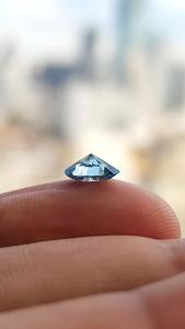 Diamante cultivado en laboratorio de 1 quilate, corte ovalado, color azul intenso, para la fabricación de anillos, certificado por IGI, proveedor de diamantes sueltos de lujo a bajo precio. - Product Image 6