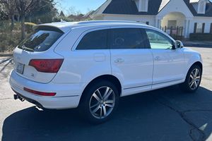 Audi Q7 TDI Prestige 2012 d'occasion, très bien équipée, non modifiée, Turbodiesel V6, transmission intégrale, sans réserve - Product Image 4