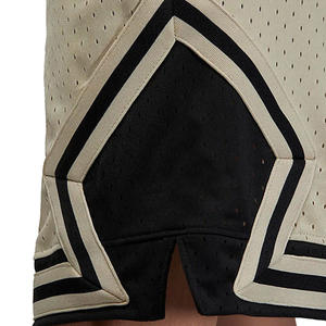 Short en maille élastique extensible design personnalisé maillot de bain imprimé par sublimation Short de plage imperméable à séchage rapide pour hommes - Product Image 4