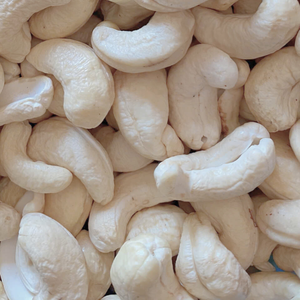 Hot Sale 2023 Raw Cashew Nuts Cashew Nuts WW180, WW240, WW320, LP Cashew Nuts Dubai Ready To Ship - Product Image 1