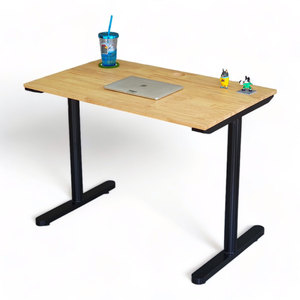 Escritorio Minimalista/Tradicional de Madera de Caucho con Patas de Hierro (Sistema de Montaje de 100x60cm) - Uso en Oficina/Familiar - Product Image 1