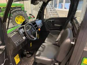 Nouveau design de qualité supérieure 2023 Jhn Deere Gator XUV 835 UTV 4X4 véhicule utilitaire pour tracteur à roues de ferme 4WD prêt pour la livraison à domicile - Product Image 5