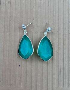 Boucle d'oreille en argent sterling 925 émeraude colombienne faite à la main Belle boucle d'oreille femme Boucle d'oreille en pierre verte. - Product Image 4