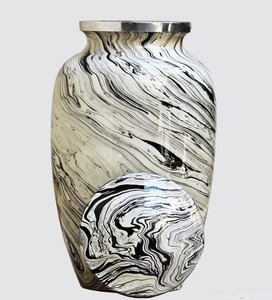 Stijlvolle En Duurzame Urnen Van Aluminium Crematie Met Ingewikkelde Patronen Die As Met Waardigheid En Respect Bewaren