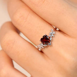 NOVAMART Fine Platinum Heart's Desire Red <b>Garnet</b> Women's Engagement Gemstone <b>Rings</b> 925 <b>Silver</b> Wholesale Export - Product Image 1